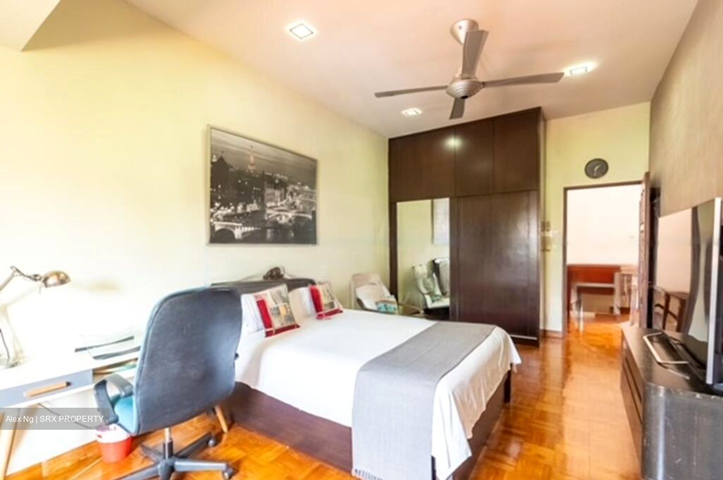 Siew Lim Park (D16), Terrace #461000911